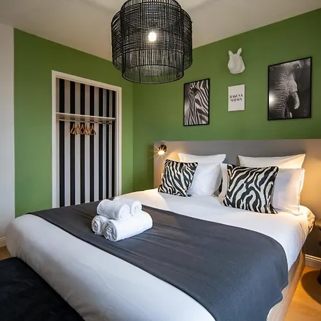 Appartement Le Savane - Grand Triplex Climatise, 2 Salons *