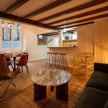 Le Savane - Grand Triplex, Climatise, 2 Salons Апартаменты