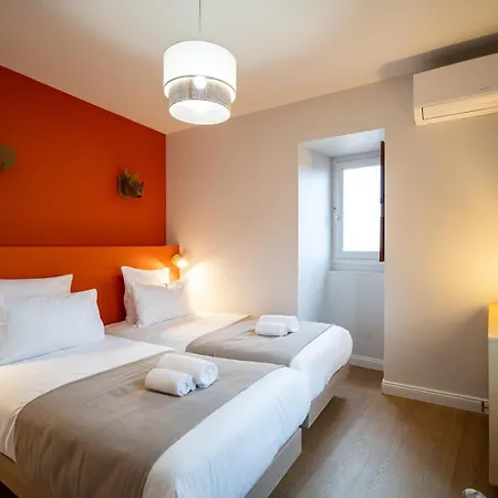 Апартаменты Le Savane - Grand Triplex, Climatise, 2 Salons Кастр