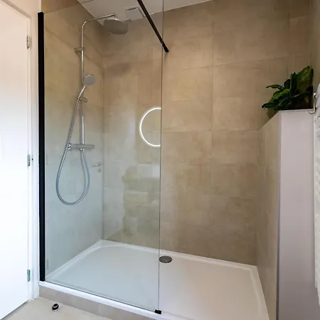 Le Savane - Grand Triplex Climatise, 2 Salons شقة